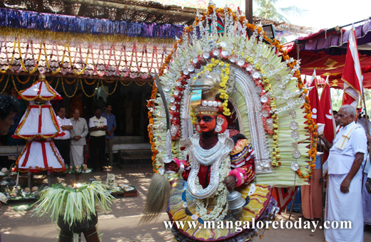 Enmakaje Nemotsava